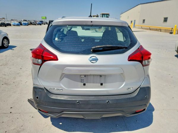 2020 NISSAN KICKS