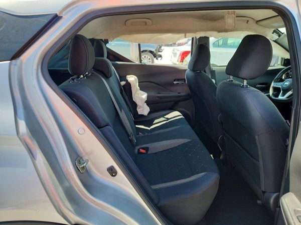 2020 NISSAN KICKS