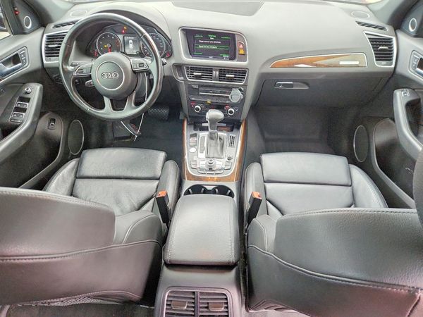 2016 AUDI Q5
