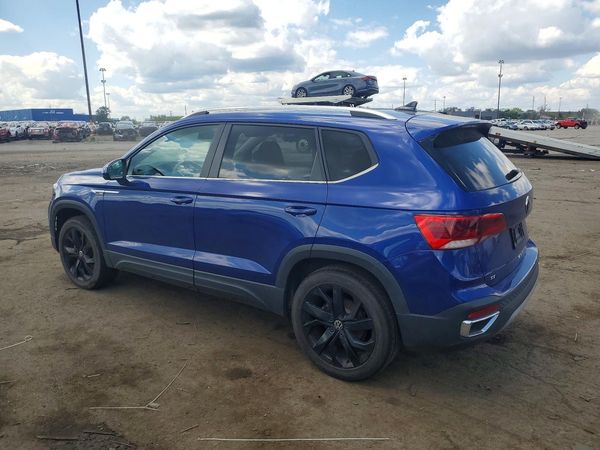 2022 VOLKSWAGEN TAOS