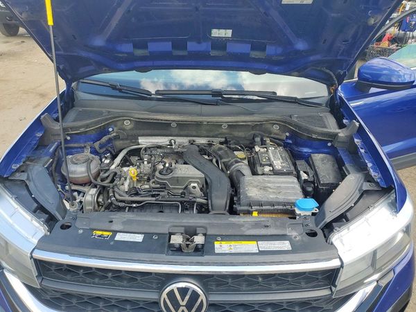 2022 VOLKSWAGEN TAOS