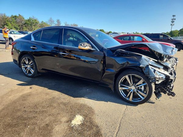2021 INFINITI Q50