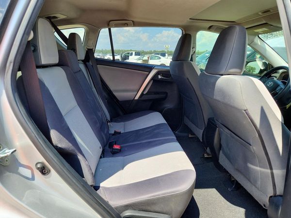2015 TOYOTA RAV4 XLE (M Grade)