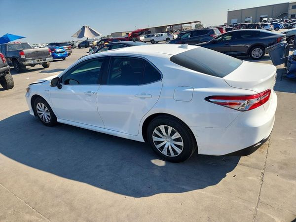 2020 TOYOTA CAMRY