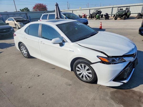 2020 TOYOTA CAMRY