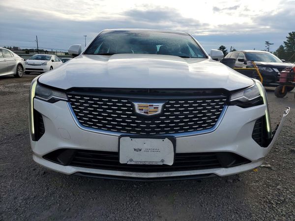 2021 CADILLAC CT4