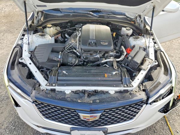 2021 CADILLAC CT4