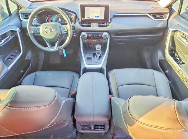 2025 TOYOTA RAV4