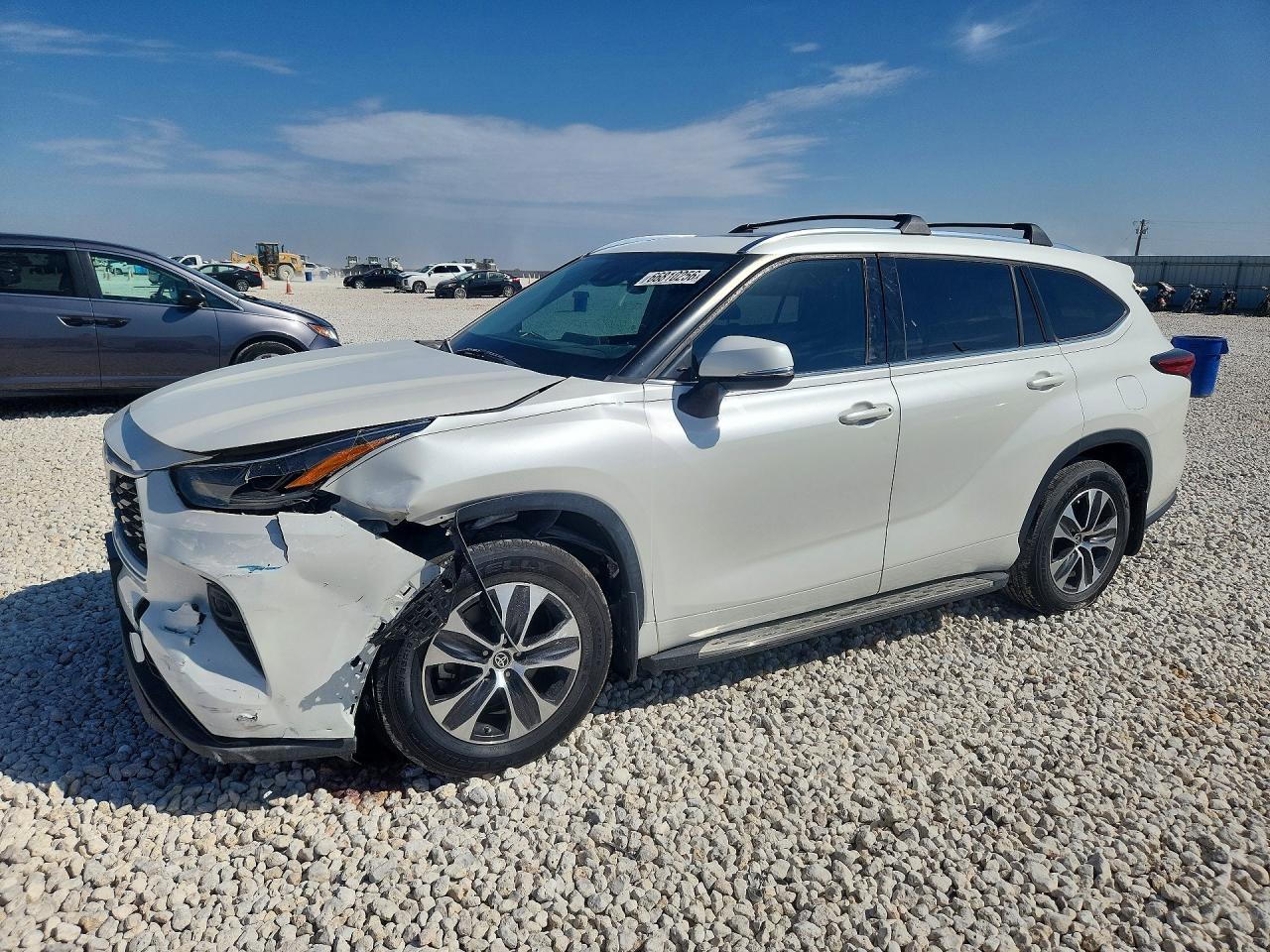 2021 TOYOTA HIGHLANDER