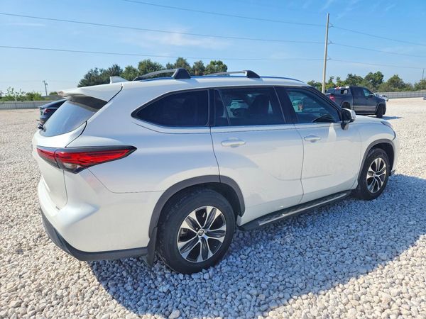 2021 TOYOTA HIGHLANDER