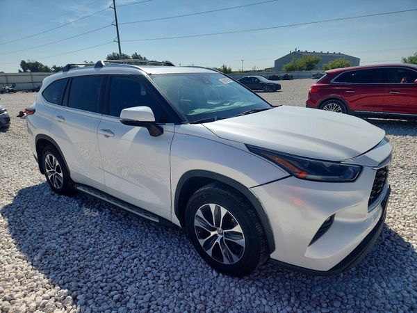 2021 TOYOTA HIGHLANDER