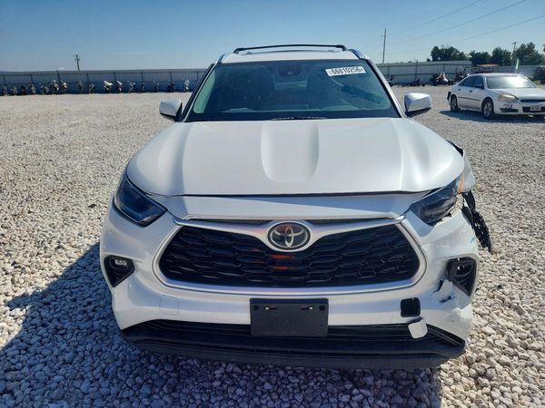 2021 TOYOTA HIGHLANDER