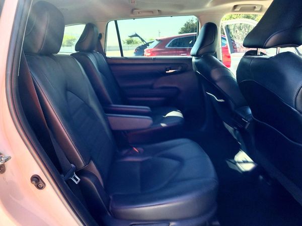 2021 TOYOTA HIGHLANDER