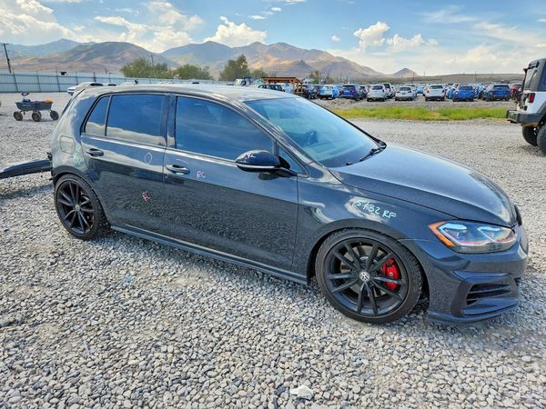 2019 VOLKSWAGEN GTI