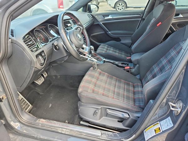 2019 VOLKSWAGEN GTI