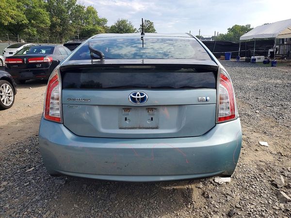 2013 TOYOTA PRIUS