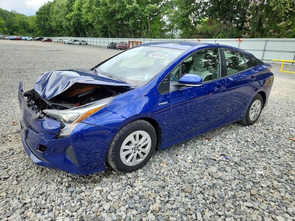 2016 TOYOTA PRIUS One/Two