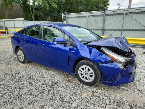 2016 TOYOTA PRIUS One/Two