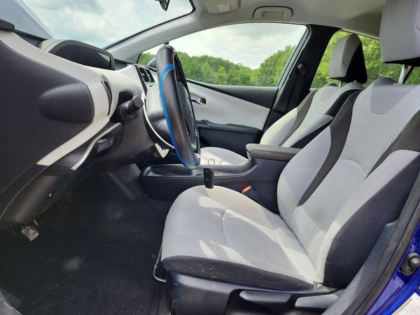 2016 TOYOTA PRIUS One/Two