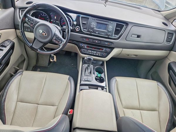 2015 KIA SEDONA GLS - Middle level