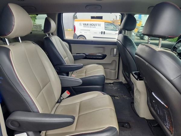 2015 KIA SEDONA GLS - Middle level