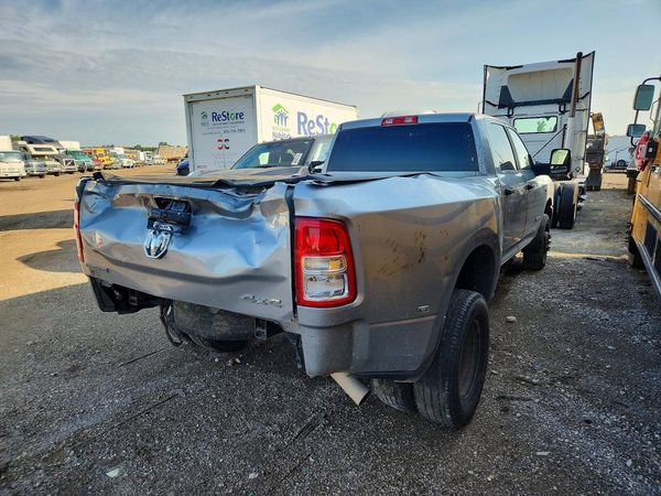 2023 RAM 3500