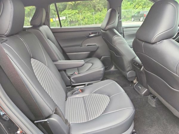2026 TOYOTA HIGHLANDER