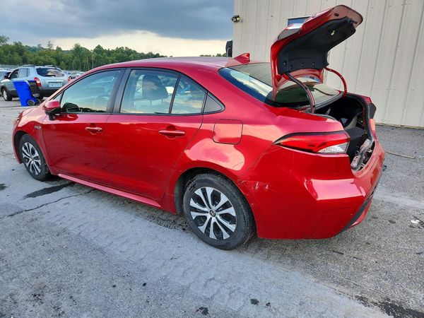 2021 TOYOTA COROLLA LE