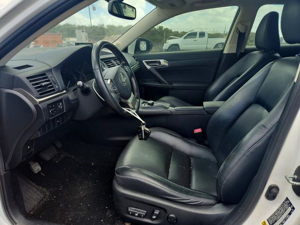 2014 LEXUS CT 200h