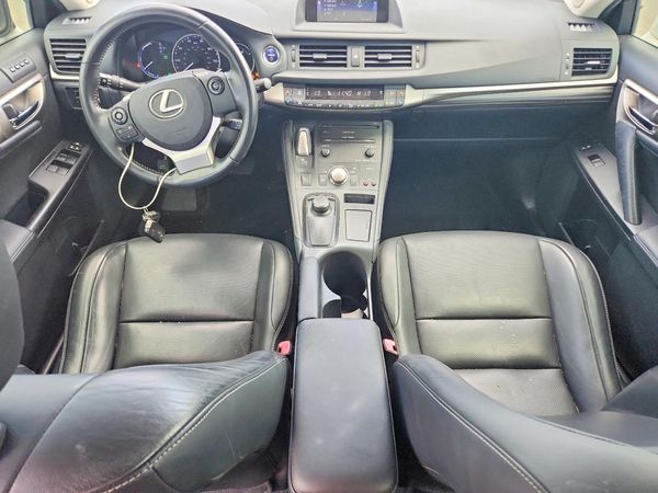 2014 LEXUS CT 200h