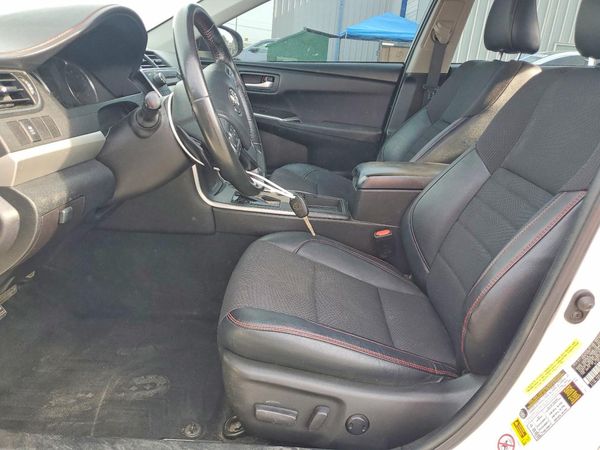 2016 TOYOTA CAMRY