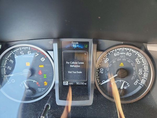 2020 TOYOTA TACOMA SR5