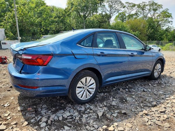 2020 VOLKSWAGEN JETTA S, SE, R-Line