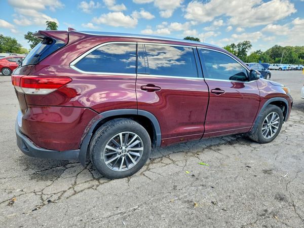 2018 TOYOTA HIGHLANDER