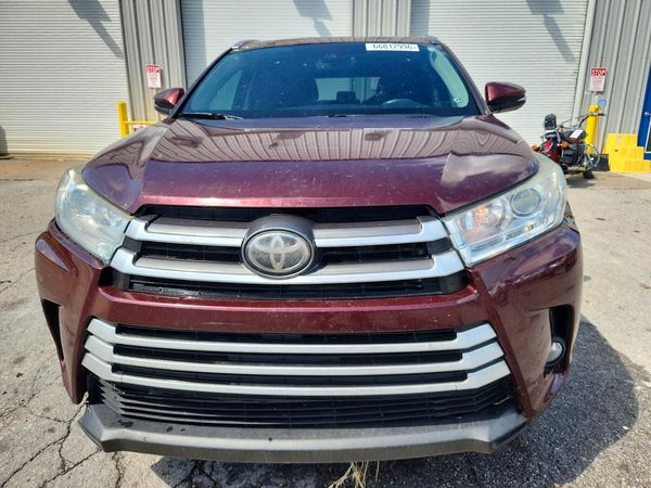 2018 TOYOTA HIGHLANDER