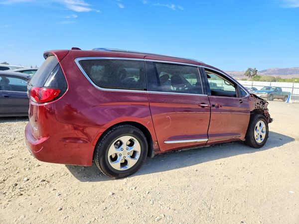 2018 CHRYSLER PACIFICA