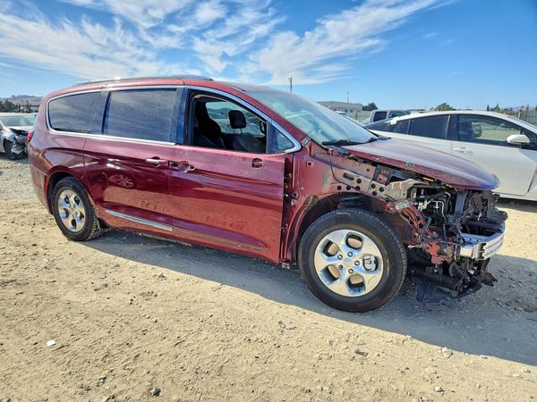2018 CHRYSLER PACIFICA