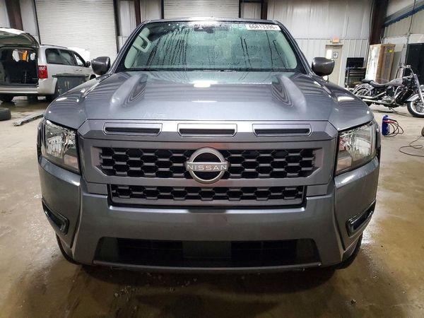 2025 NISSAN FRONTIER