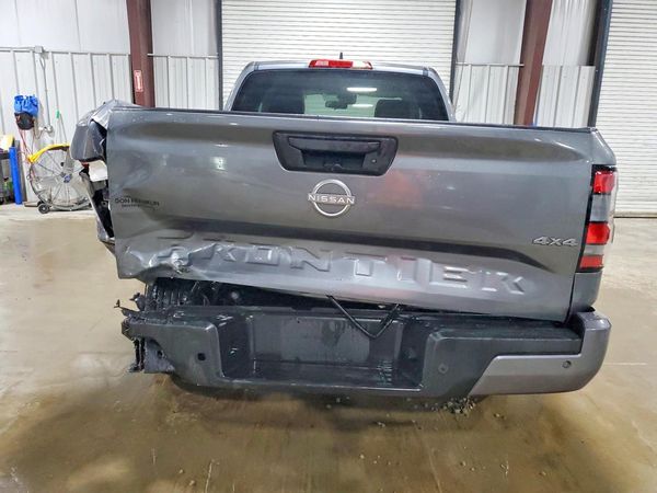 2025 NISSAN FRONTIER