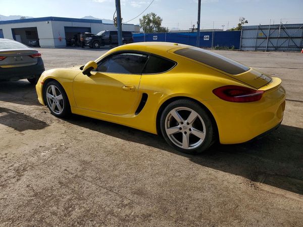 2016 PORSCHE CAYMAN