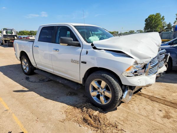 2018 RAM 1500 SLT
