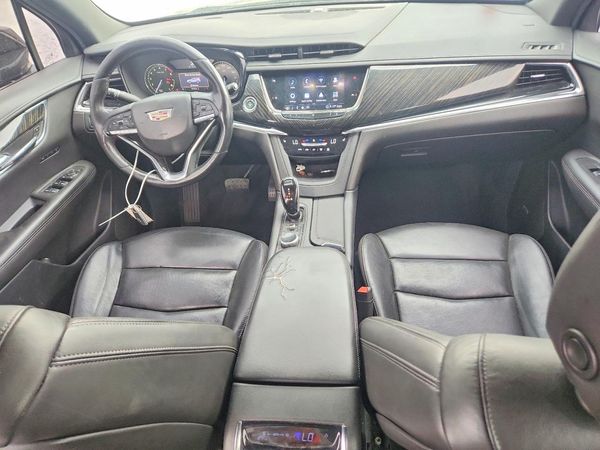 2020 CADILLAC XT6