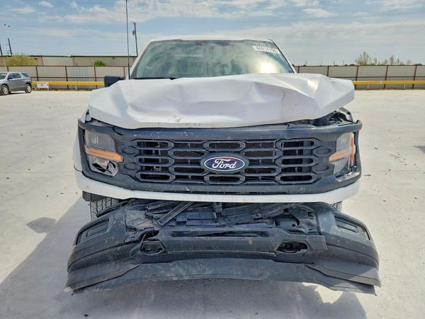 2025 FORD F150
