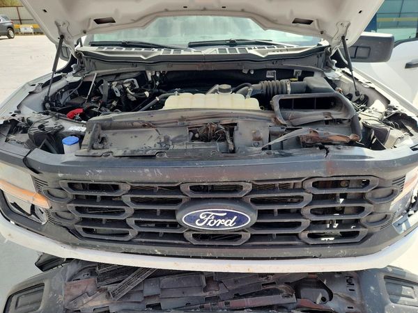 2025 FORD F150