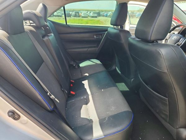 2017 TOYOTA COROLLA