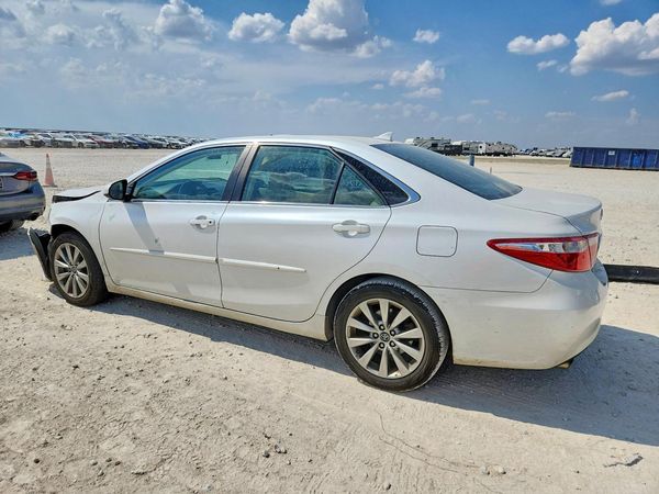 2017 TOYOTA CAMRY XLE/XSE