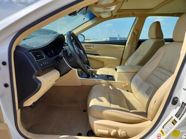 2017 TOYOTA CAMRY XLE/XSE
