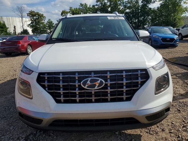 2025 HYUNDAI VENUE SEL, Limited