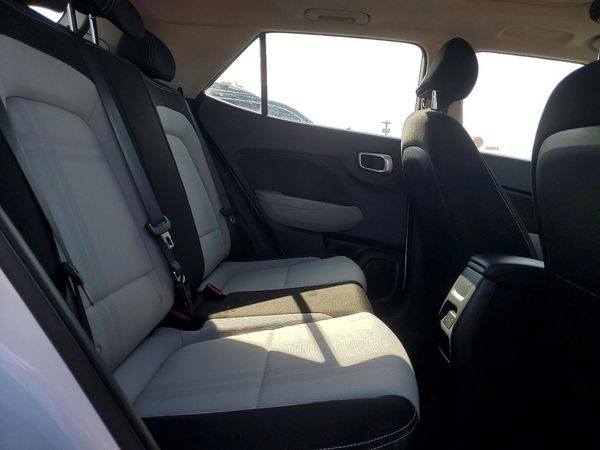 2025 HYUNDAI VENUE SEL, Limited