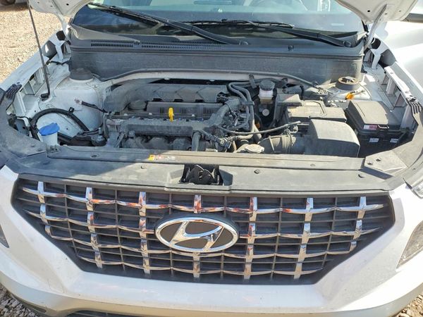 2025 HYUNDAI VENUE SEL, Limited